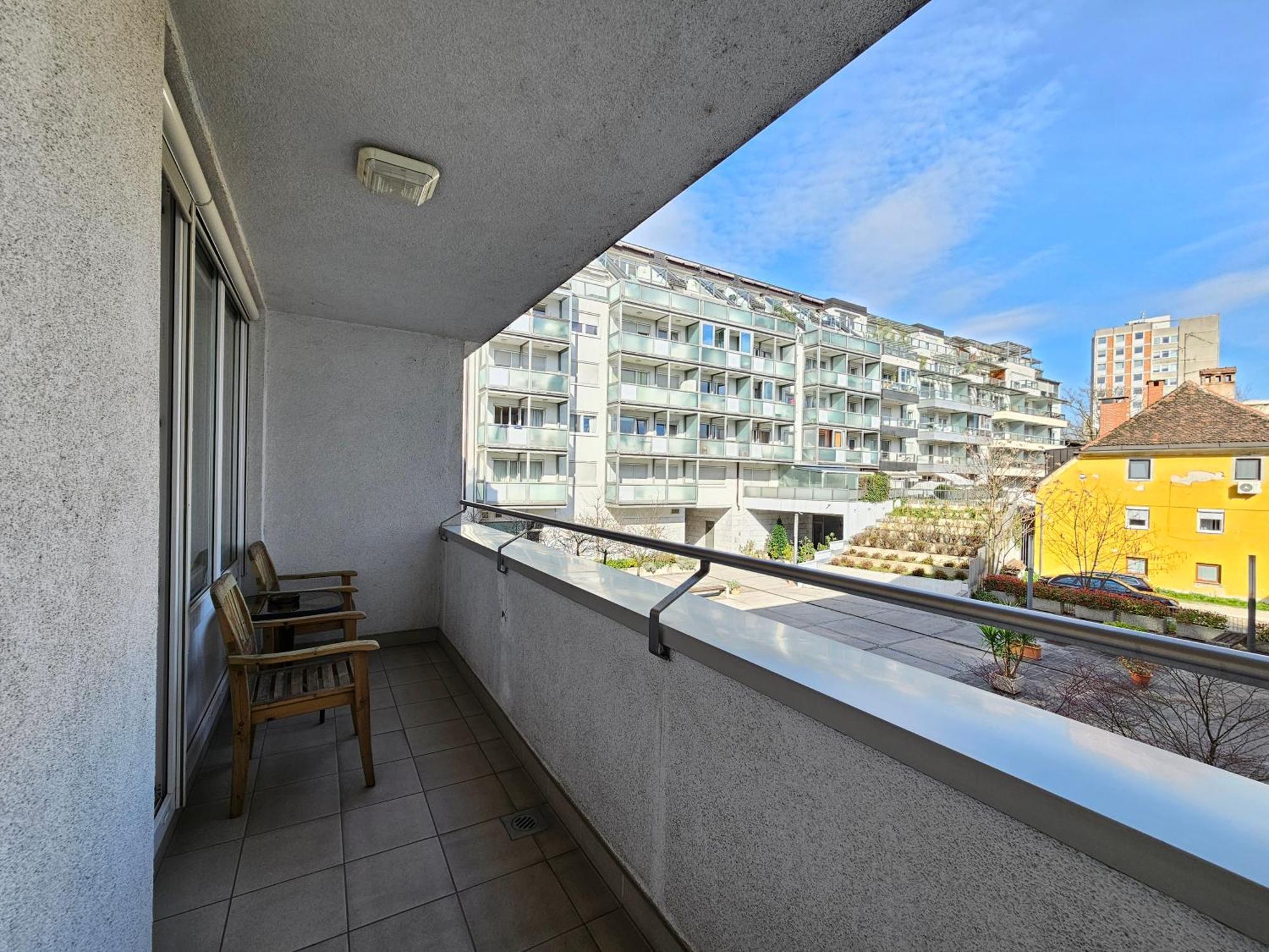 Apartment Irena Tour As Ljubljana Buitenkant foto